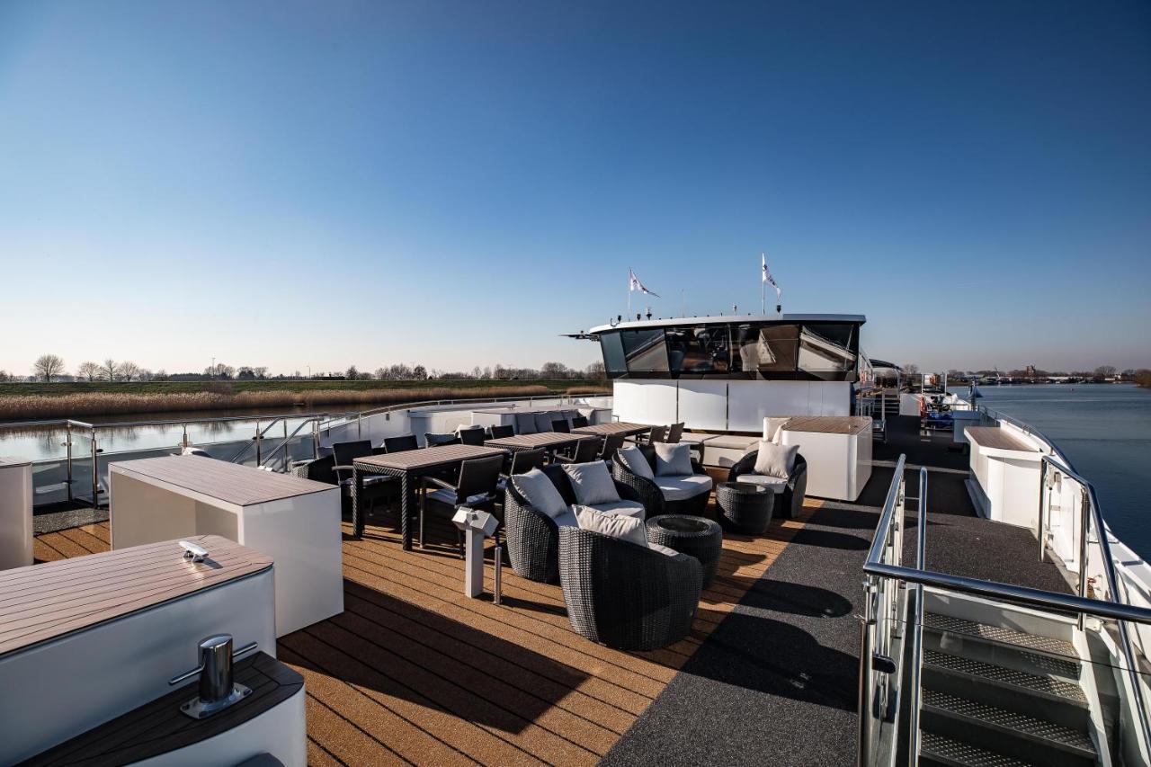 VIVA RIVERSIDE 4 Köln Exterior foto